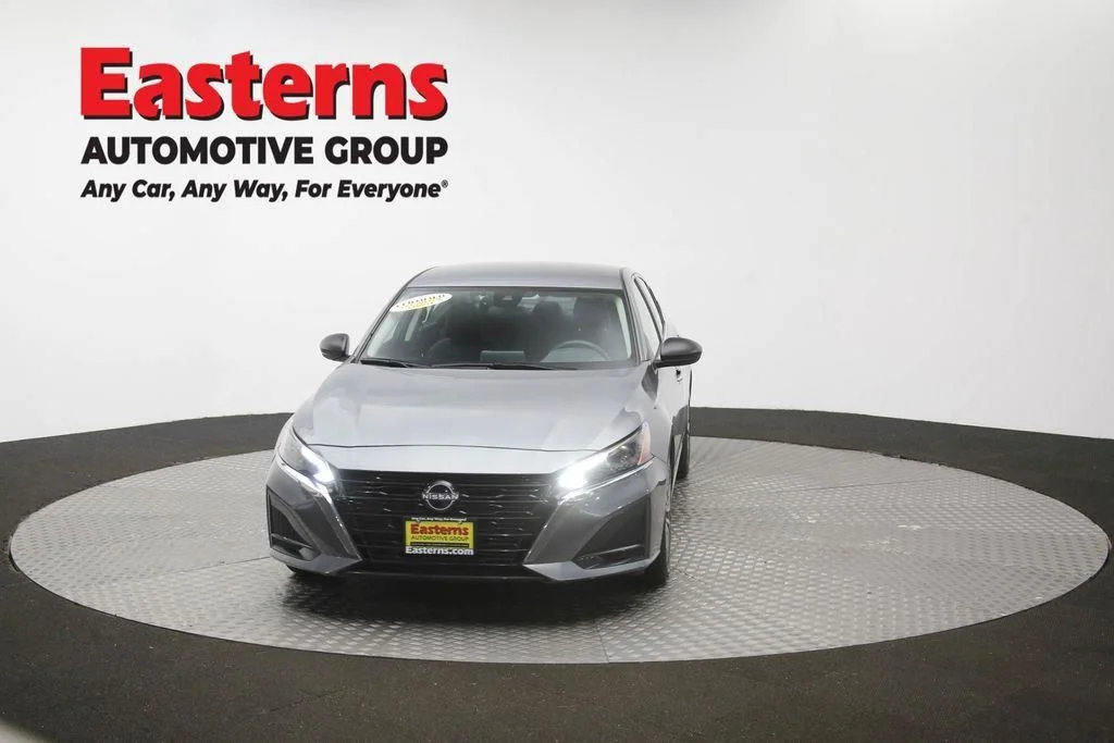 Used 2025 Gray Nissan 2.5 SV image 56