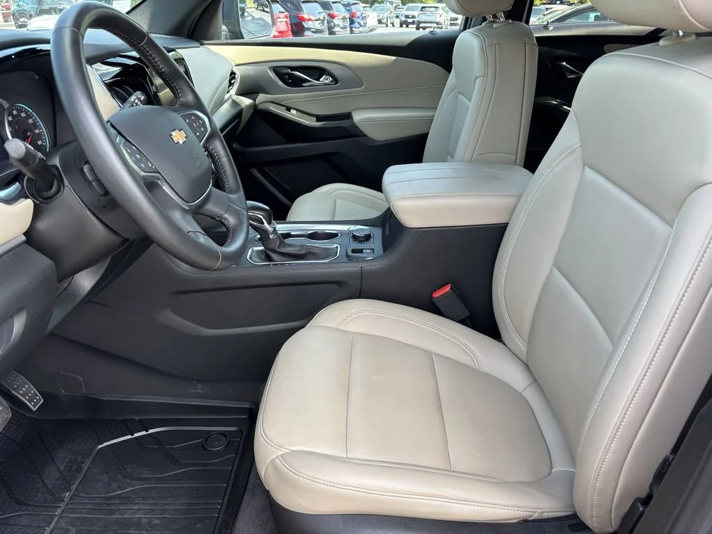 Used 2022 Northsky Blue Metallic Chevrolet LT Leather image 16