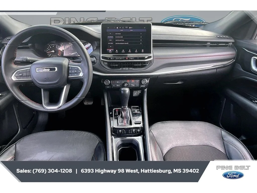 Used 2024 BLUE Jeep Trailhawk image 13