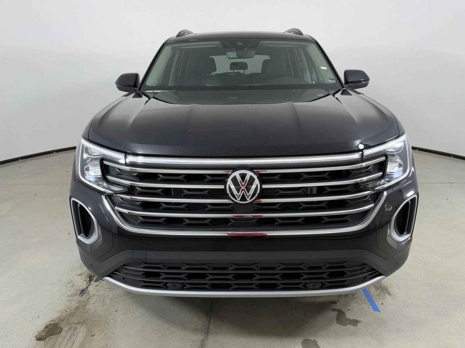 New 2026 Deep Black Pearl Volkswagen 2.0T SE w/Technology image 2