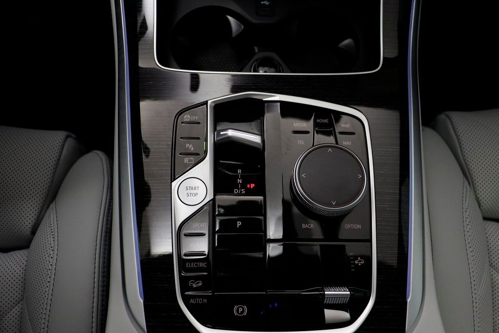 New 2026 Brooklyn Grey Metallic BMW xDrive50e image 13