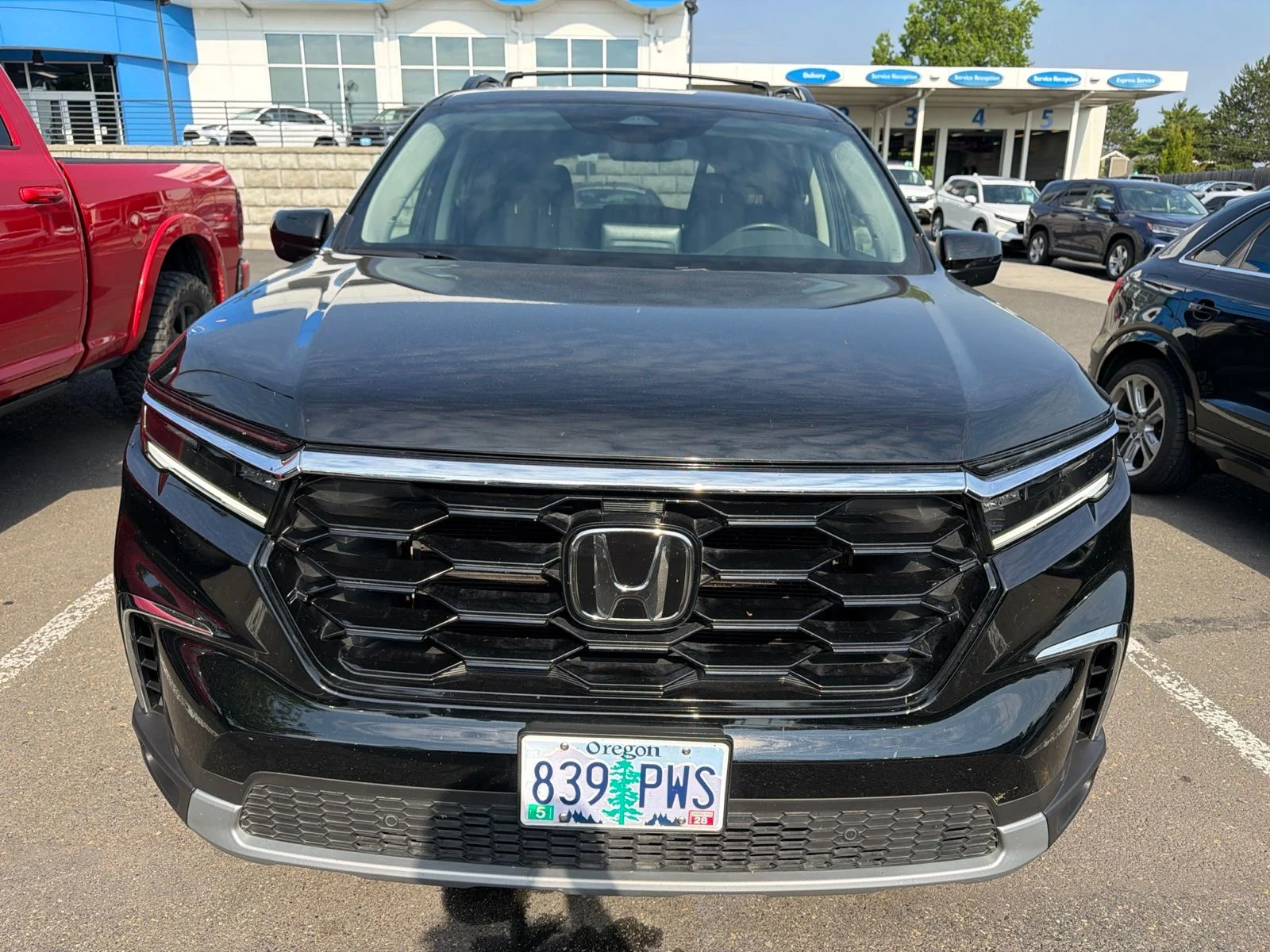 Used 2025 Crystal Black Pearl Honda Touring image 2
