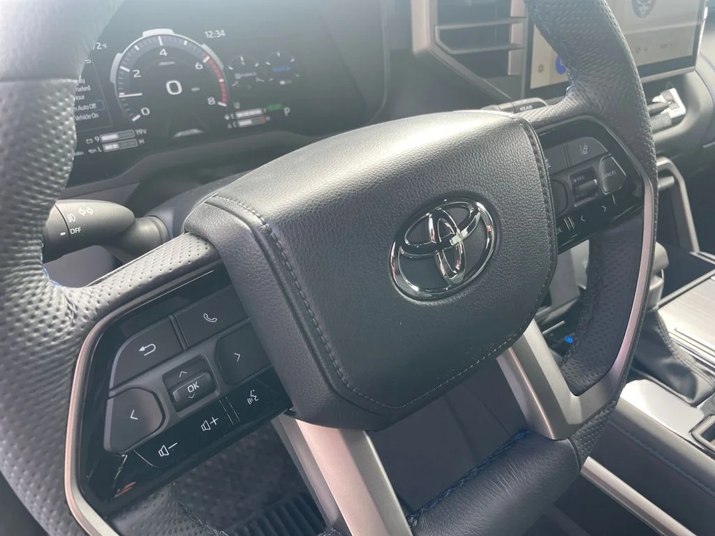 2026 Toyota Sequoia Platinum - Photo 27