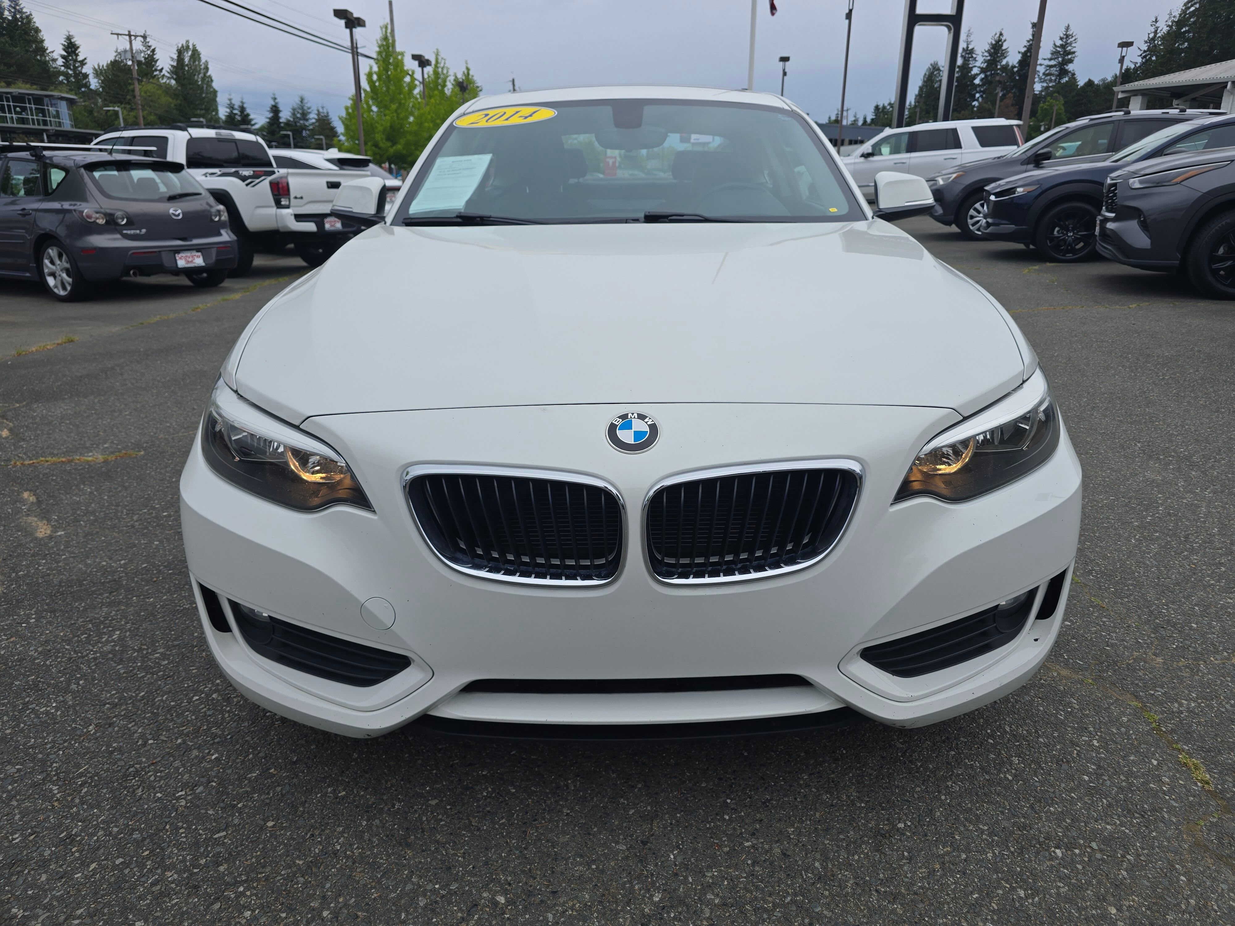 Used 2014  BMW 228i image 8