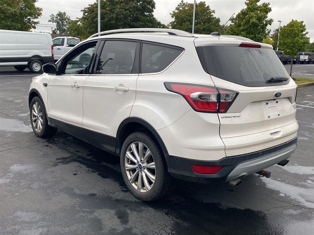 Used 2017 White Platinum Metallic Tri-Coat Ford Titanium image 8