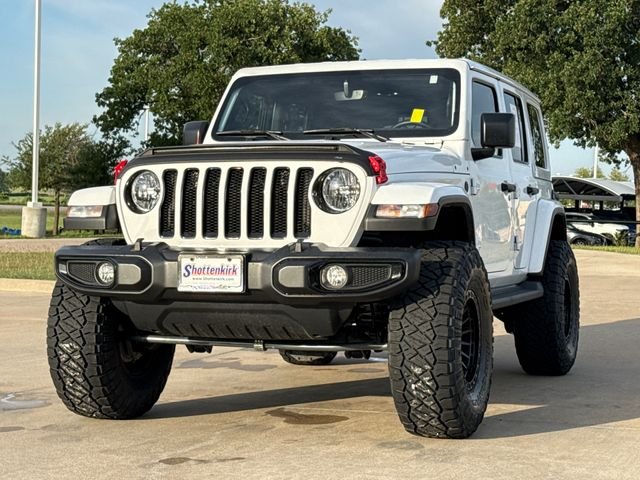 Used 2022 White Jeep Unlimited Sahara Altitude image 3