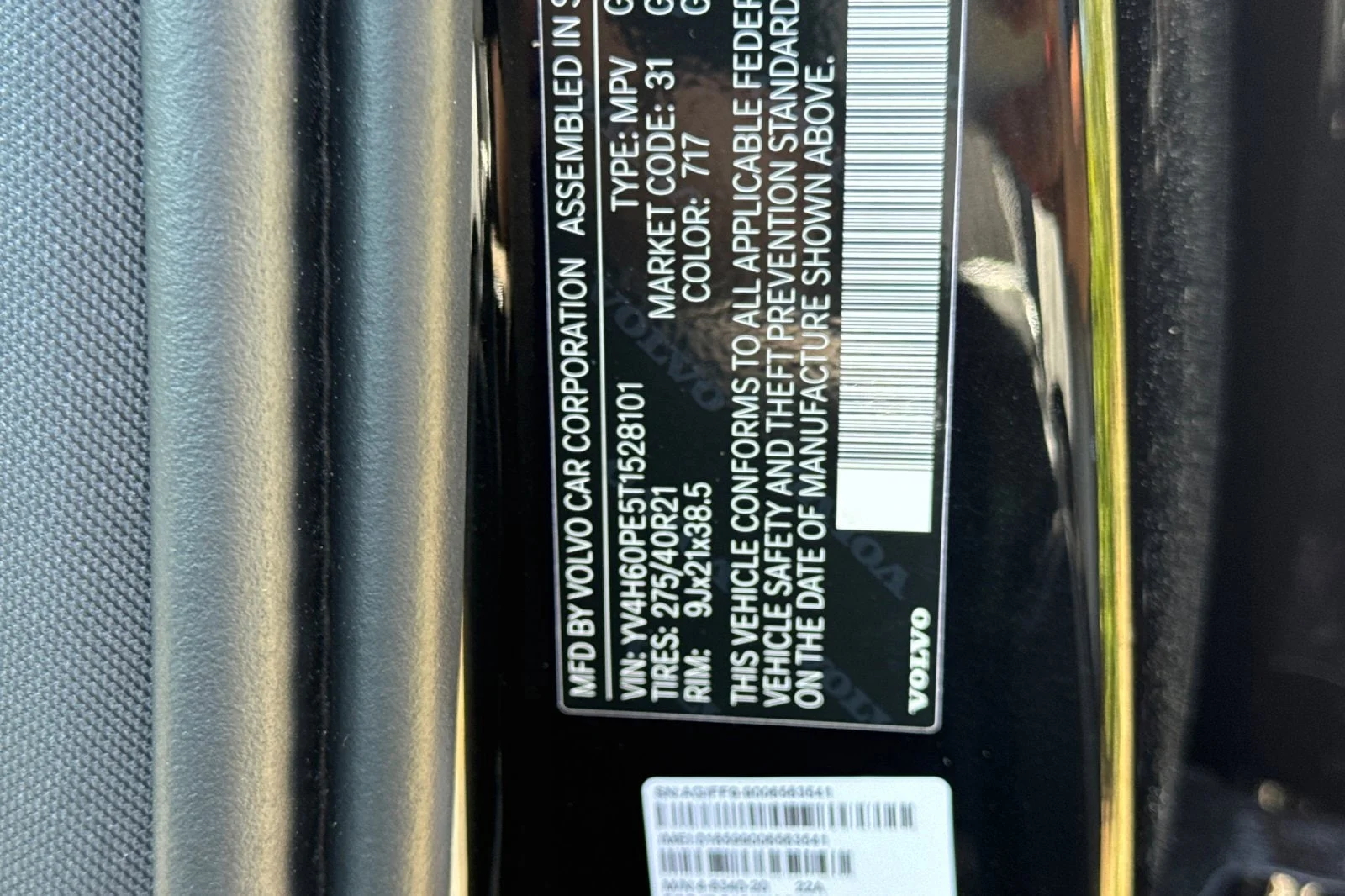 New 2026 Onyx Black Volvo T8 Plus 7-Seater image 30