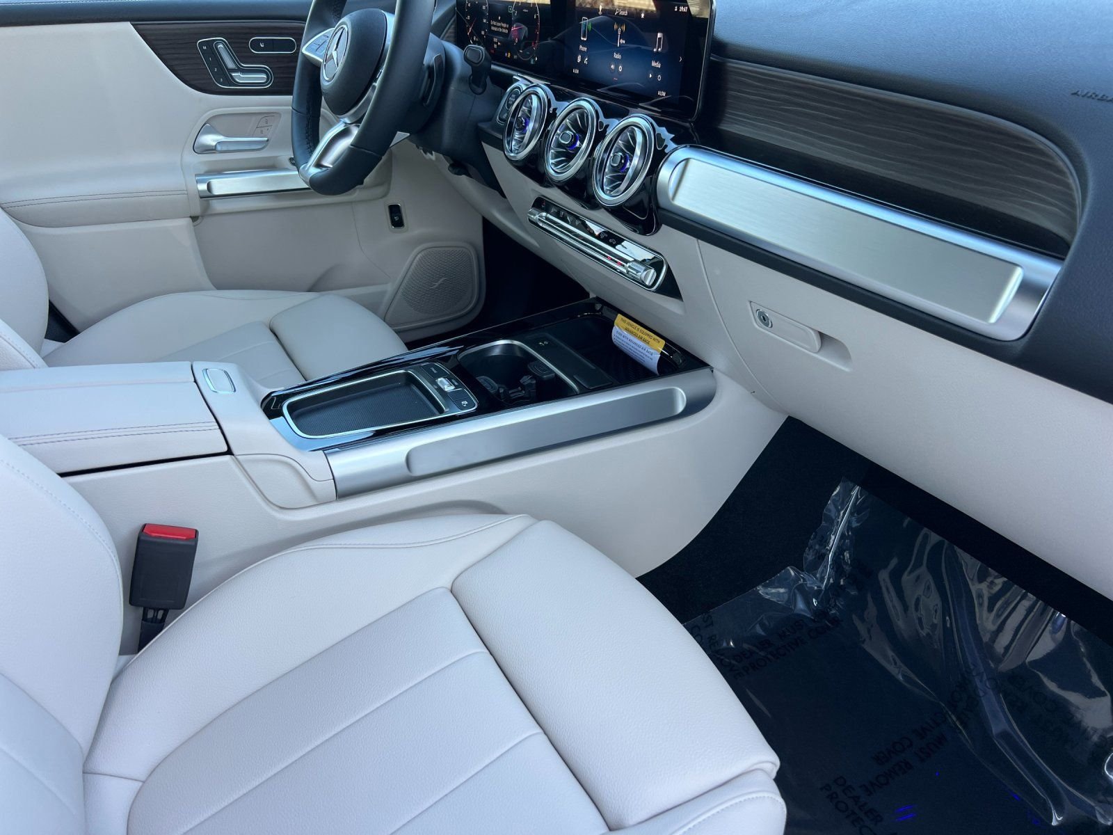 New 2026 Polar White Mercedes-Benz 250 image 19