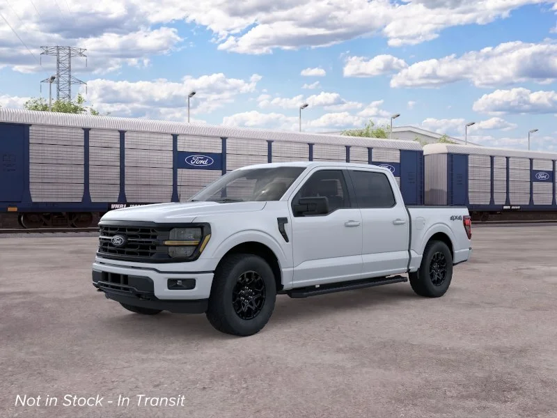 New 2026 Oxford White Ford XLT image 2