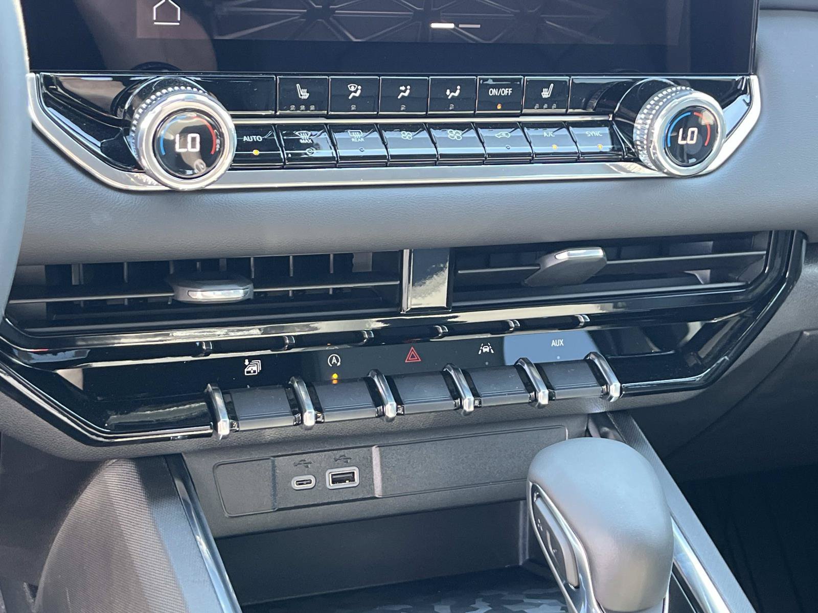 2026 GMC Canyon Elevation - Photo 24