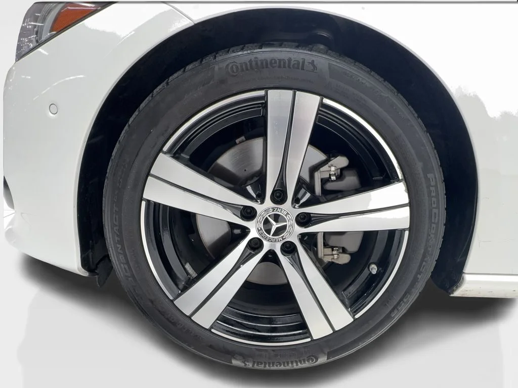 Used 2025 White Mercedes-Benz C 300 image 13