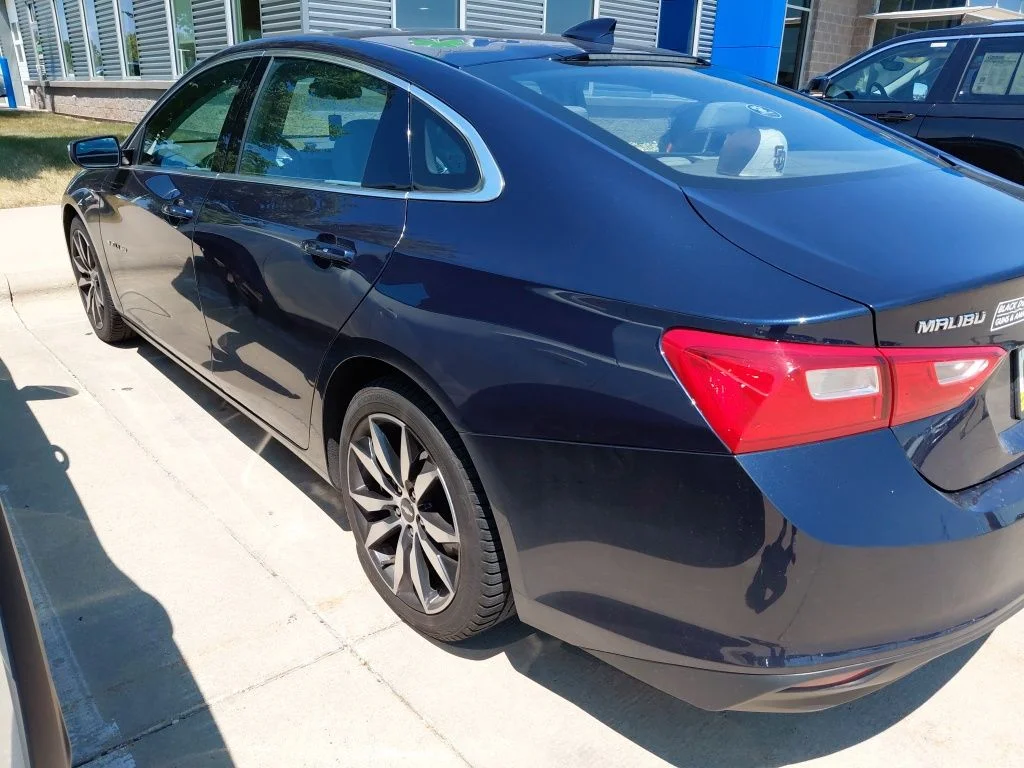 Used 2018 Blue Chevrolet LT image 2
