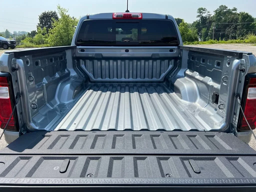 2026 GMC Canyon AT4 - Photo 28