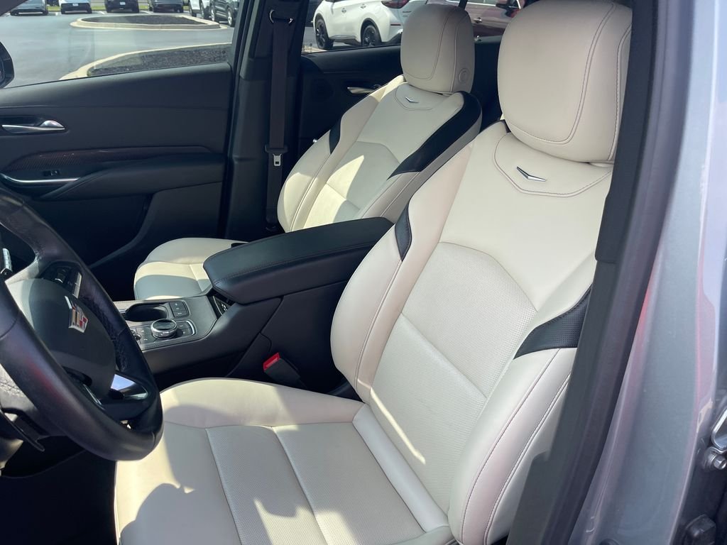 Used 2023 Silver Cadillac Sport image 13