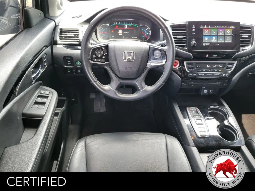 Used 2021  Honda Touring image 21