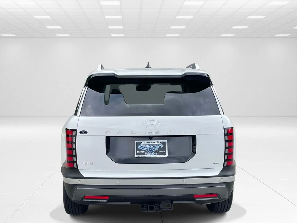 New 2026 White Hyundai SEL Premium image 5
