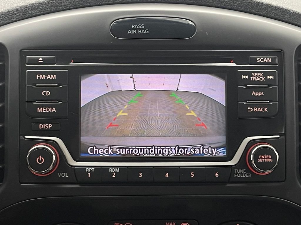 Used 2015 Gun Metallic Nissan S image 4