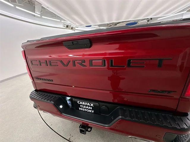 Used 2022 Red Chevrolet RST image 38