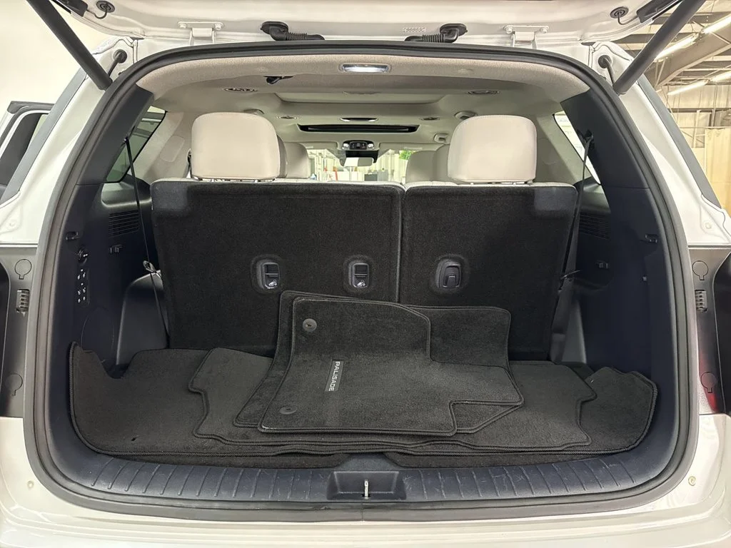 Used 2024 White Hyundai Limited image 37