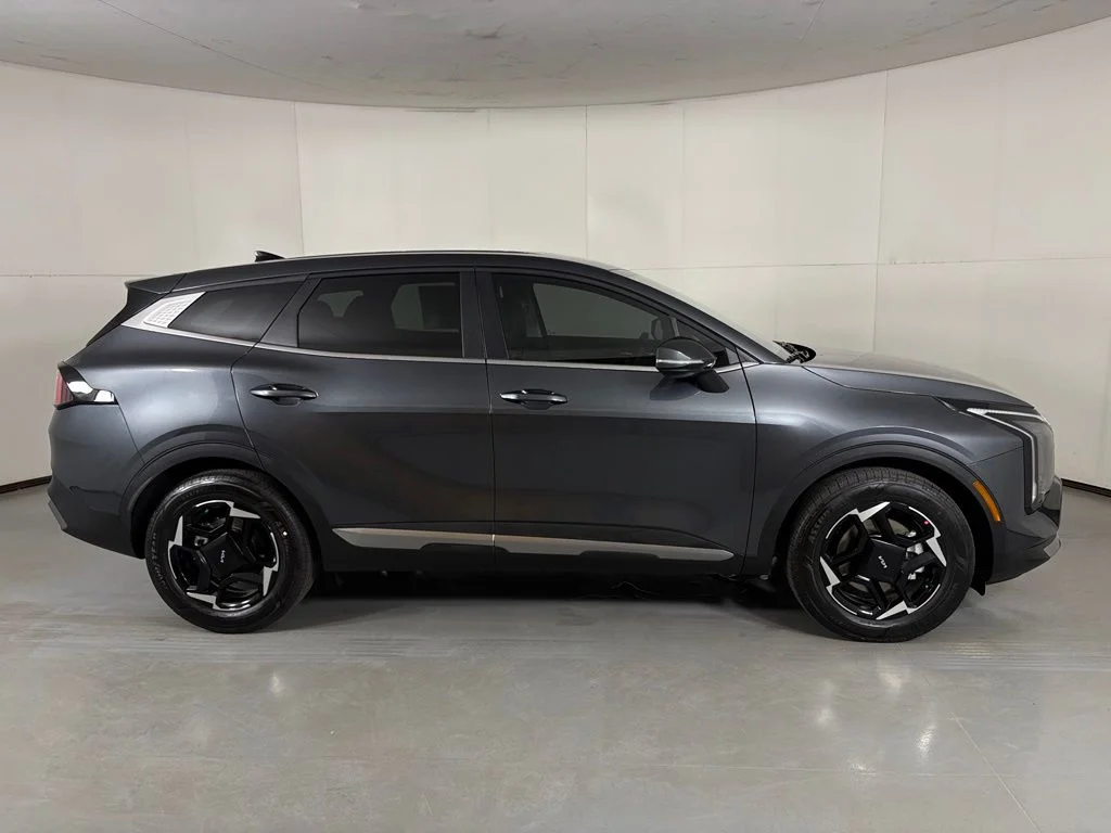 New 2026 Gravity Gray Kia EX image 9