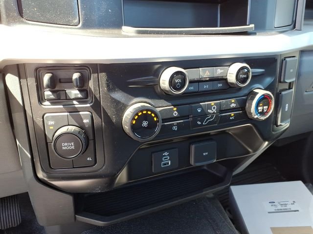 New 2026 Oxford White Ford F-350® XL image 13