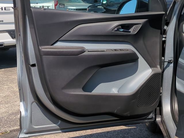2027 Chevrolet Bolt LT - Photo 22
