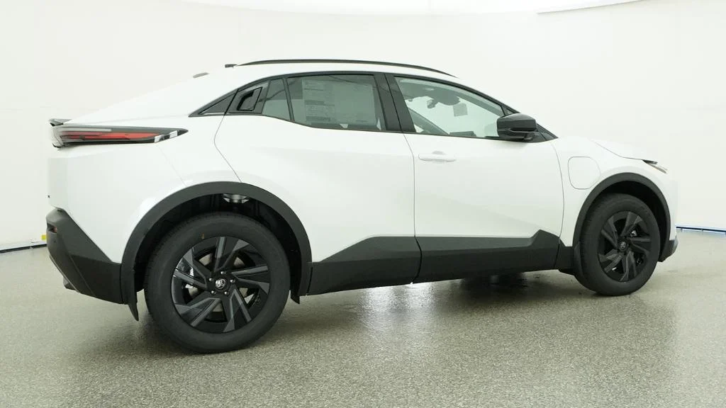 New 2026 Wind Chill Pearl Toyota SE image 19