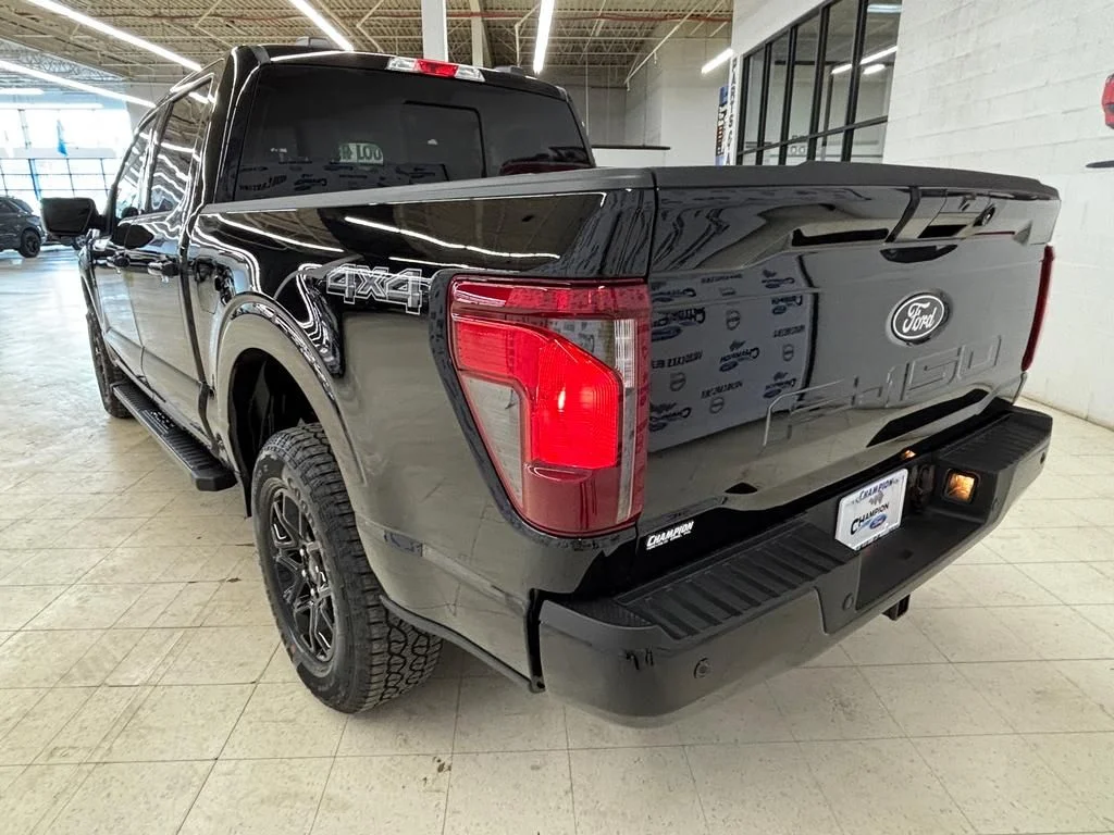 New 2026 Agate Black Metallic Ford XLT image 6