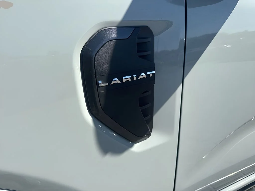 Used 2024 Green Ford Lariat image 36