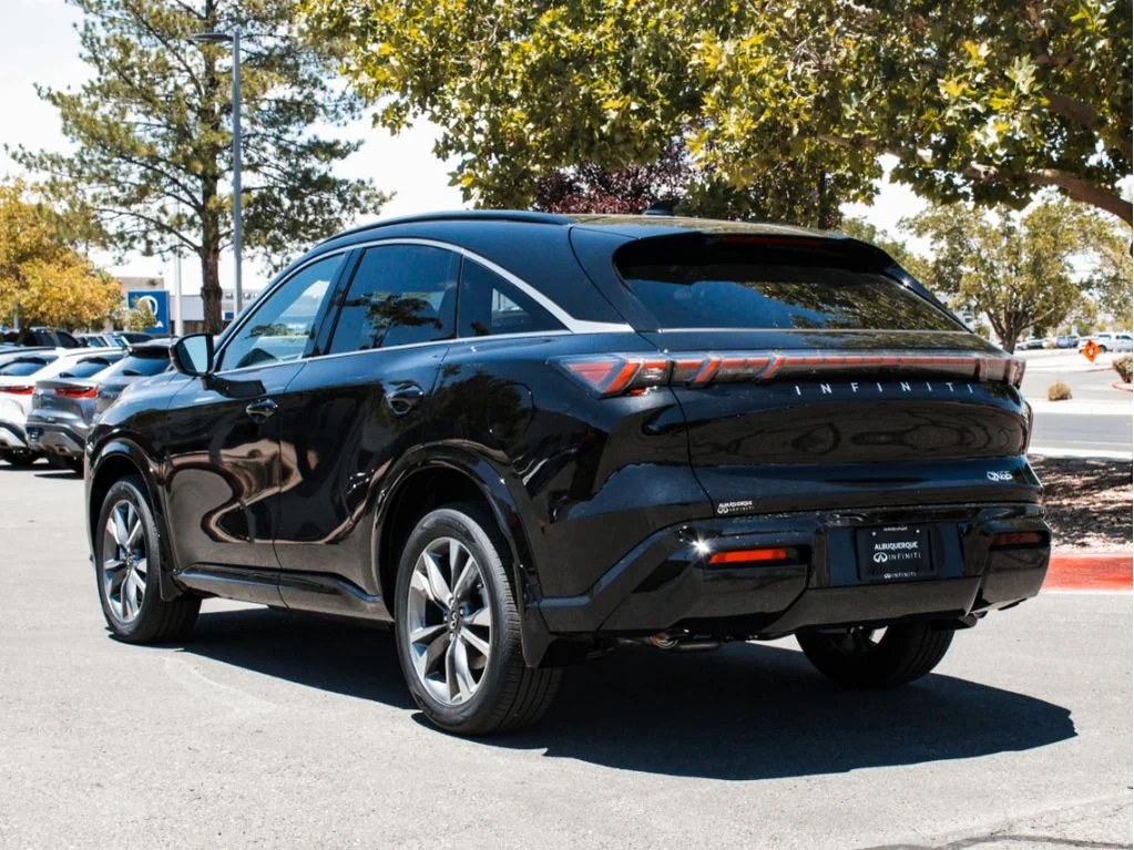 New 2027 BLACK OBSIDIAN INFINITI Luxe AWD image 7