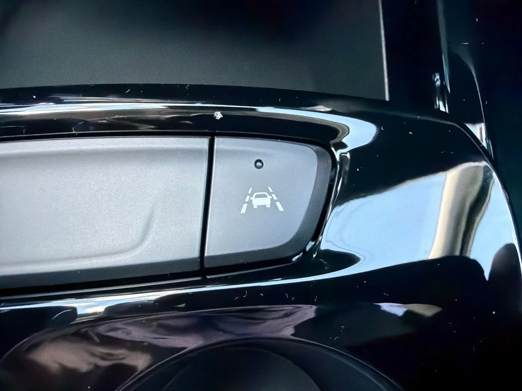 New 2026 Summit White Chevrolet LT image 22