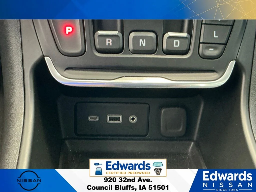 Used 2021 Blue GMC SLE image 27