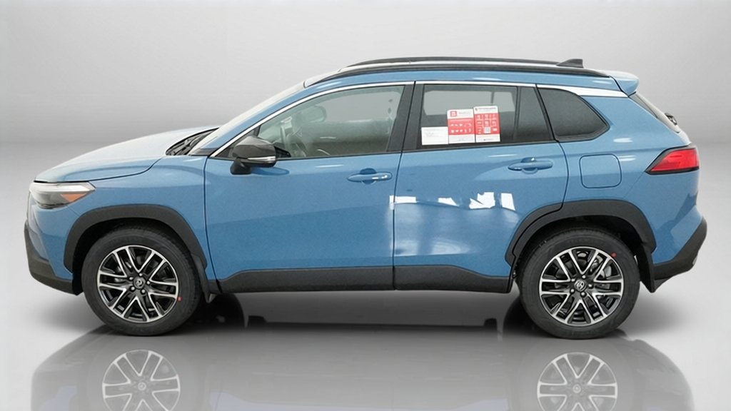 New 2026 Cavalry Blue Toyota XLE image 2