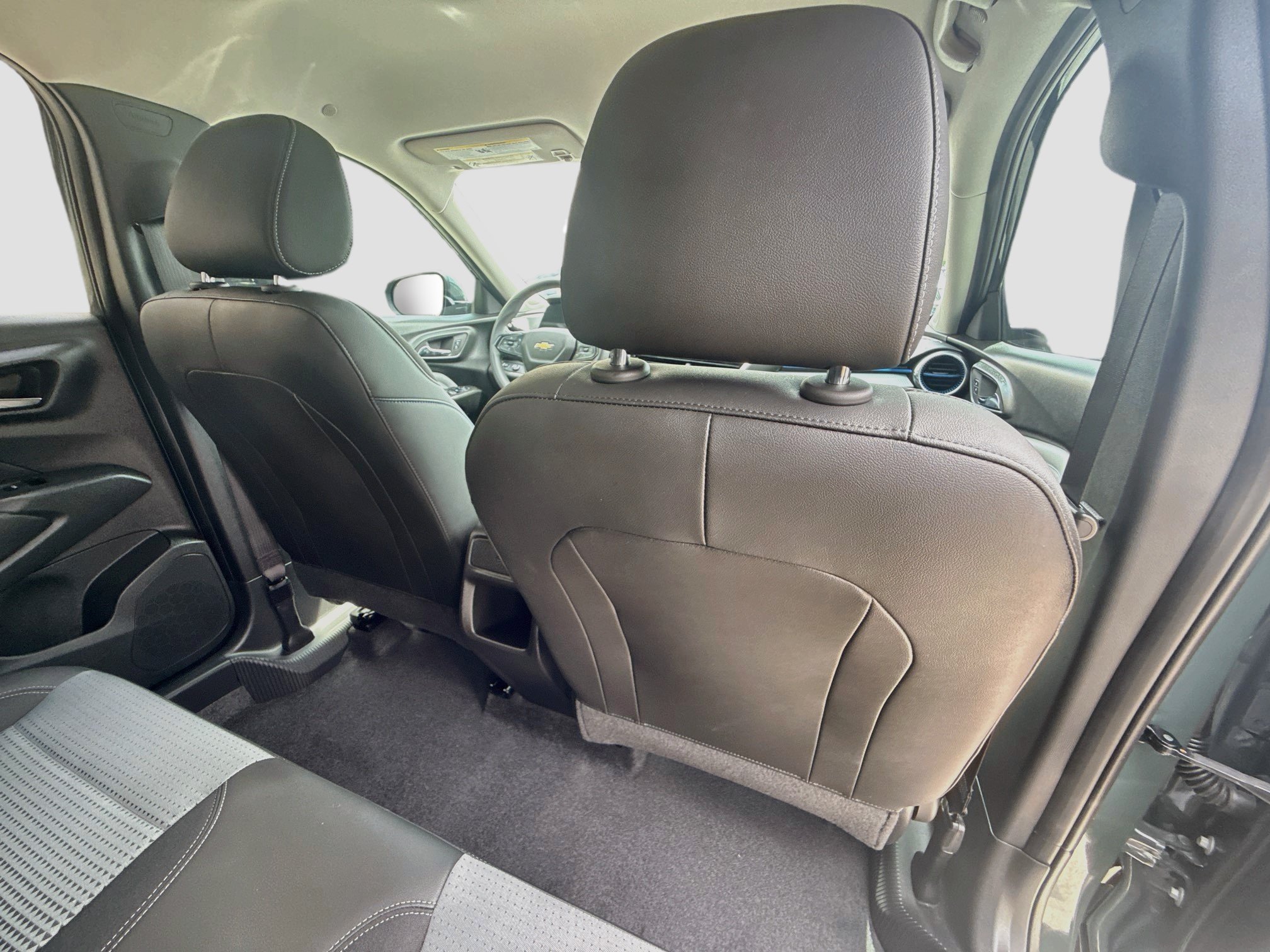 2025 Chevrolet Trax LT - Photo 26