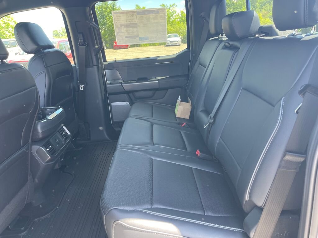 New 2026 Star White Metallic Tri-Coat Ford LARIAT image 21