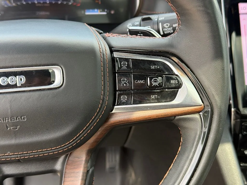 Used 2024 Black Jeep Summit image 18