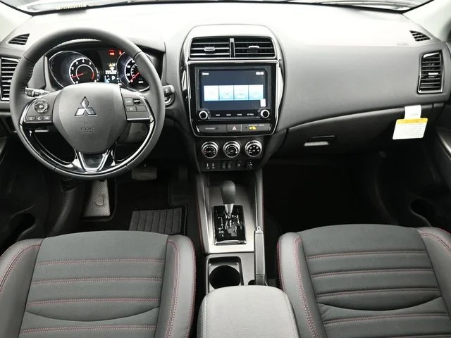 New 2026 White Mitsubishi 2.0 SE image 11