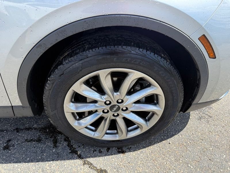 Used 2021 Silver Lincoln Standard image 19