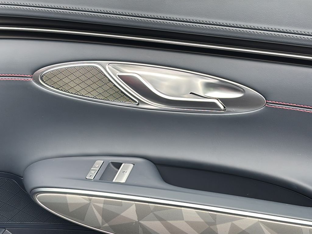 2025 GENESIS GV70 Sport - Photo 46