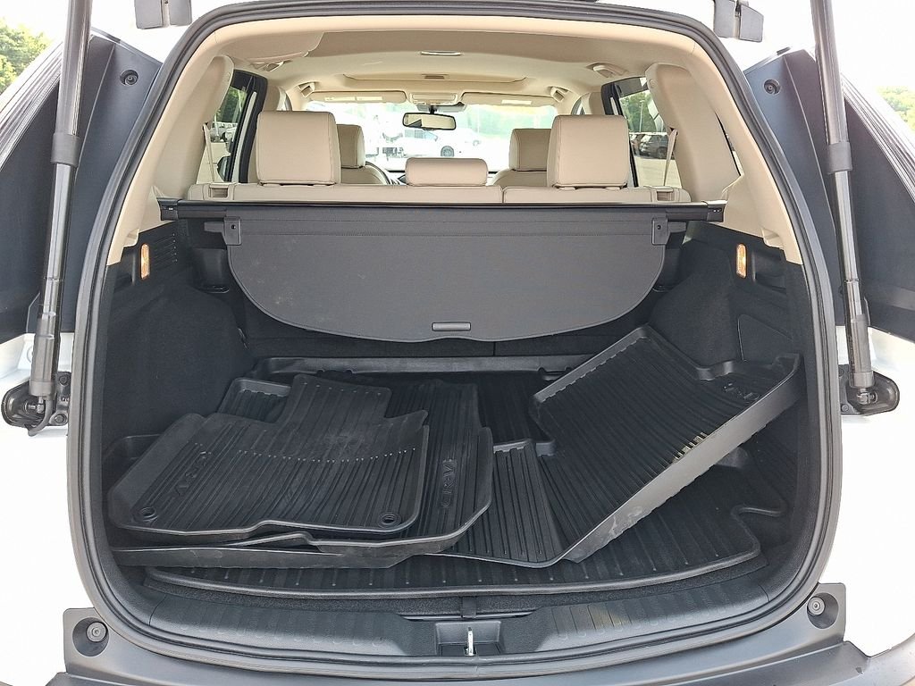 Used 2020  Honda Touring image 29
