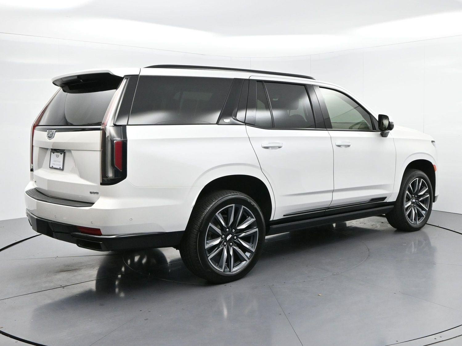 Used 2024 Crystal White Tricoat Cadillac Sport Platinum image 7