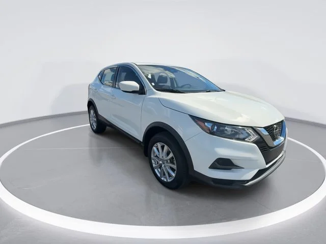 Used 2021 White Nissan S image 2
