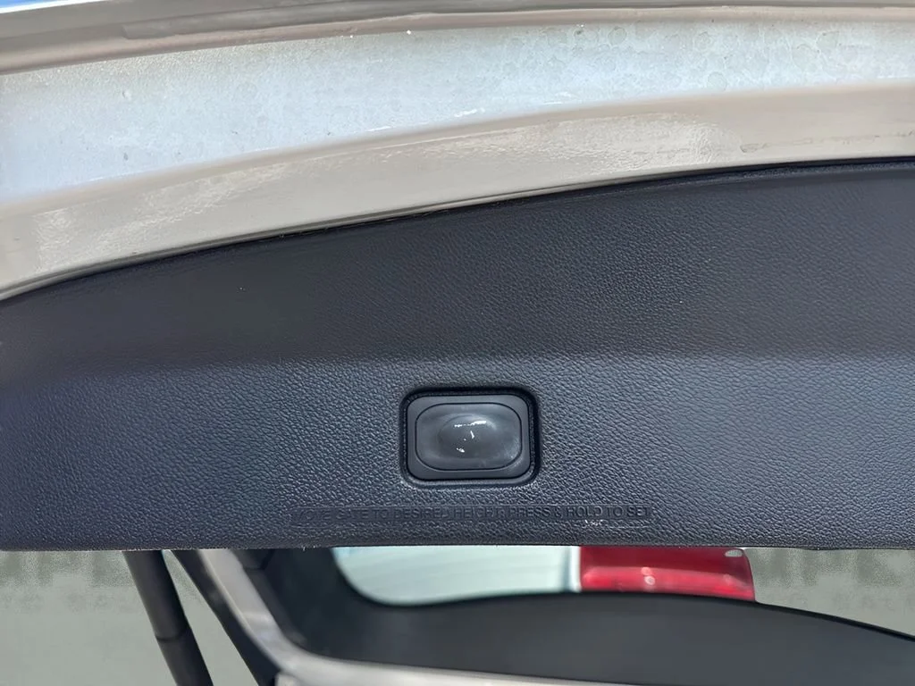 Used 2017  Ford Limited image 32