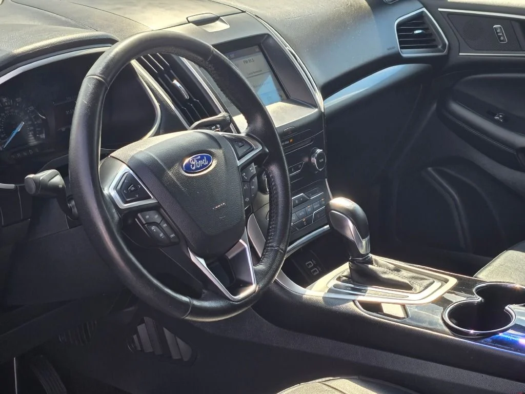 Used 2016 Blue Metallic Ford SEL image 22