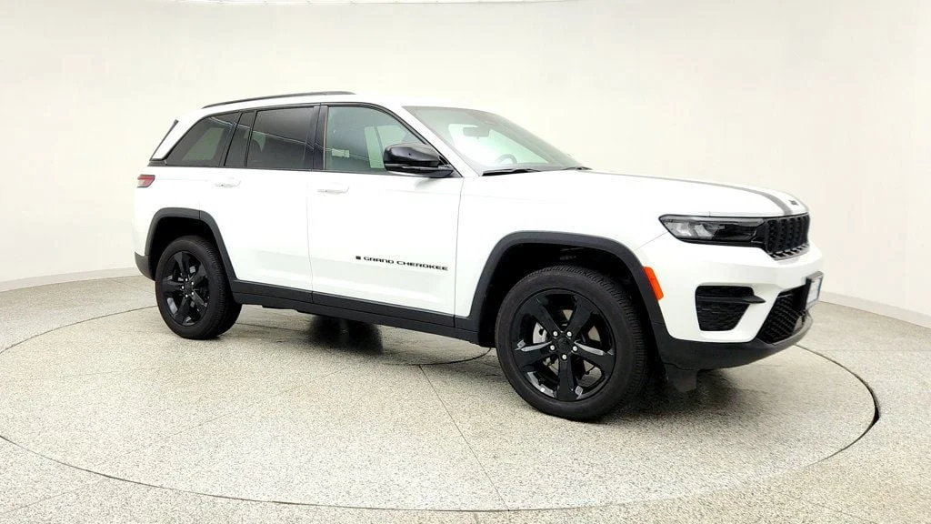 Used 2025 Bright White Clearcoat Jeep Altitude X 4x4 w/ 20