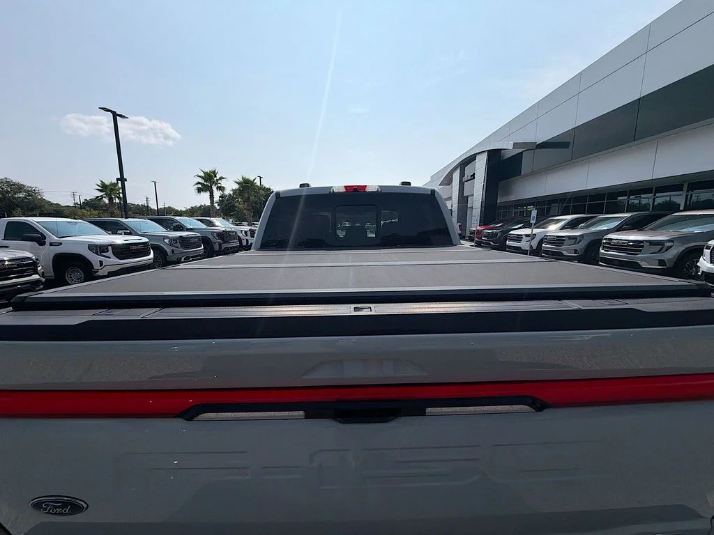 Used 2023 Avalanche Ford Lariat image 29