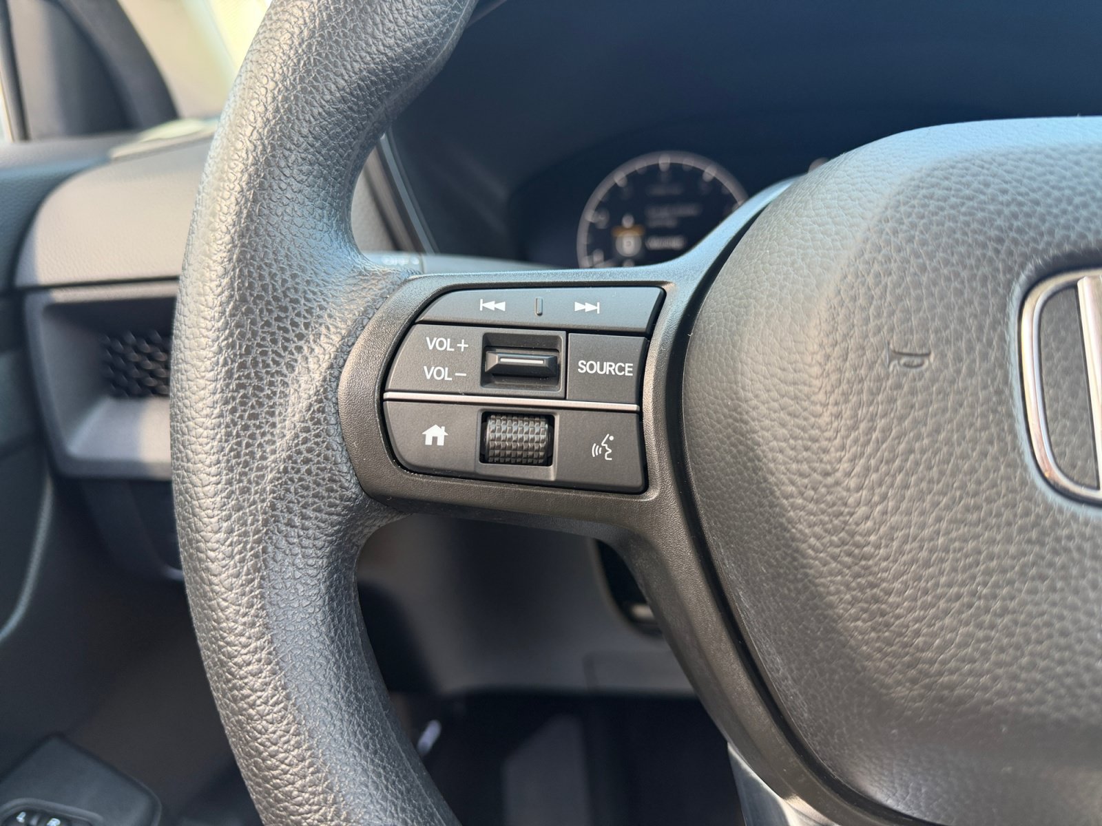 2025 Honda CR-V EX - Photo 11