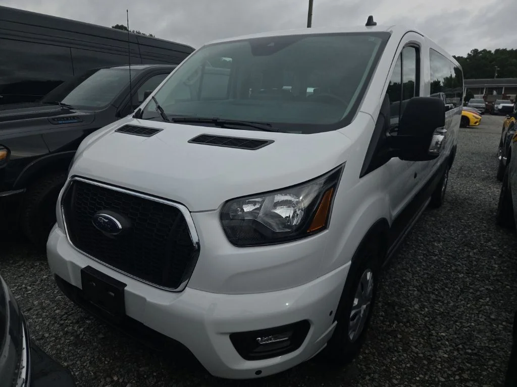 2025 Ford Transit 350 XLT Low Roof Sliding Pass. 148's photo