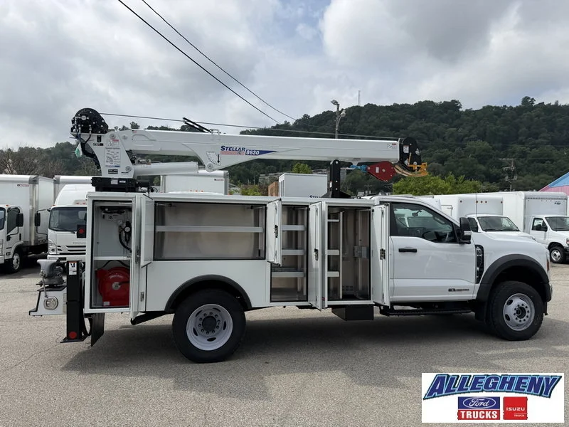 New 2025 Oxford White Ford XL image 17
