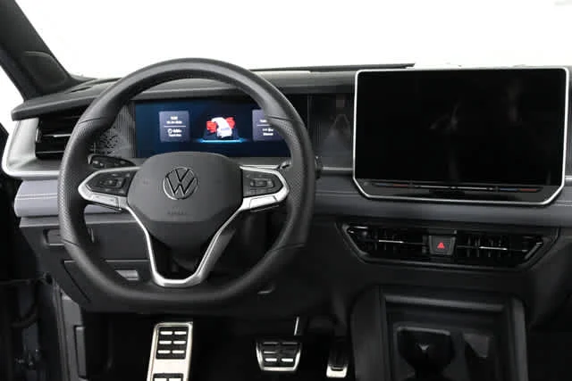 New 2026 Platinum Gray Metallic Volkswagen SE R-Line Black image 3